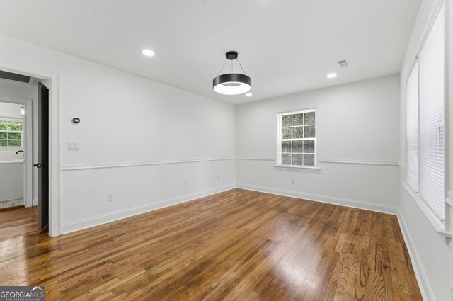 2762 NW Oldknow Drive, Atlanta, GA 30318