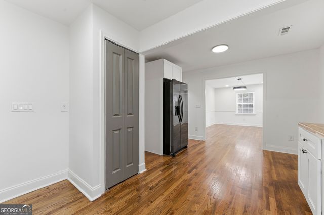 2762 NW Oldknow Drive, Atlanta, GA 30318