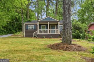 2762 NW Oldknow Drive, Atlanta, GA 30318