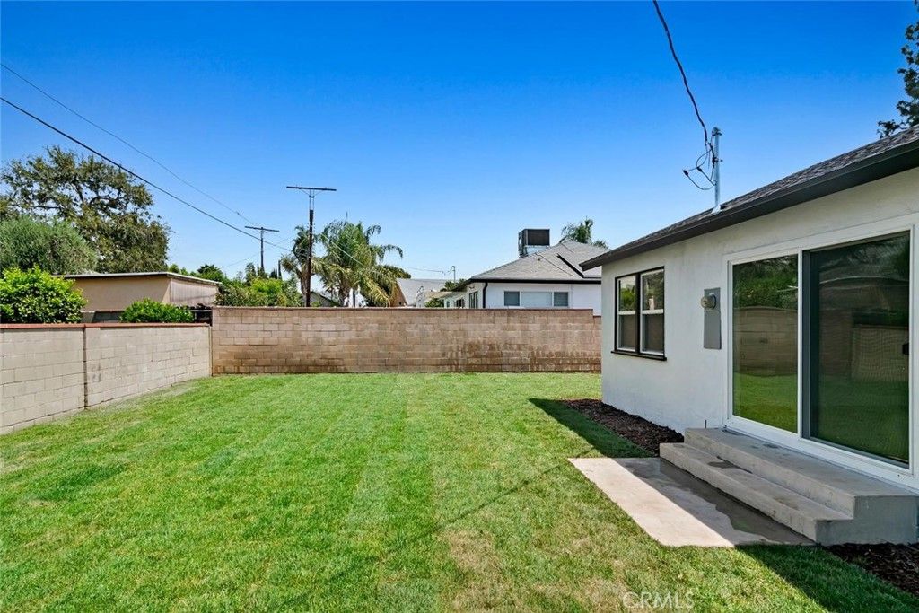 Image 41 of property listing at 20701 Schoolcraft, Winnetka, CA 91306