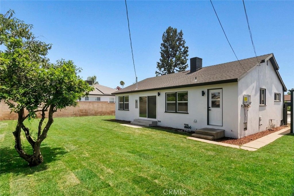 Image 47 of property listing at 20701 Schoolcraft, Winnetka, CA 91306