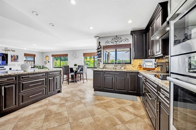 15462 SW 115th Street, Miami, FL 33196