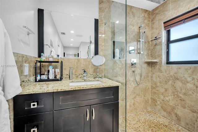 15462 SW 115th Street, Miami, FL 33196
