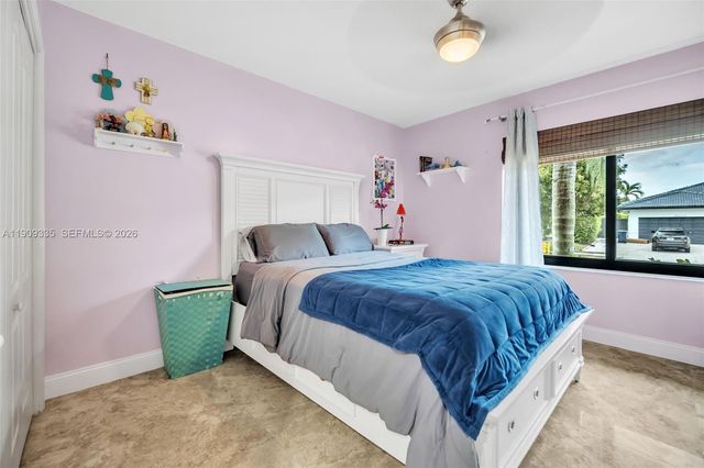 15462 SW 115th Street, Miami, FL 33196