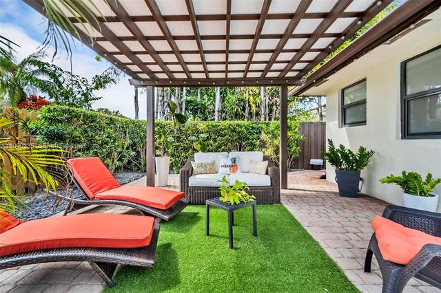 15462 SW 115th Street, Miami, FL 33196