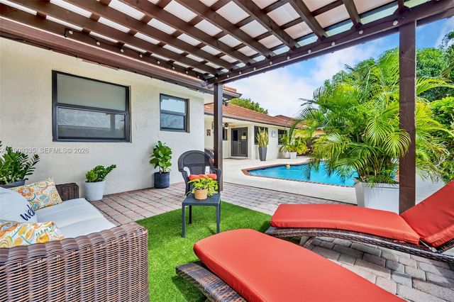 15462 SW 115th Street, Miami, FL 33196