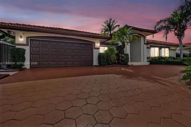15462 SW 115th Street, Miami, FL 33196