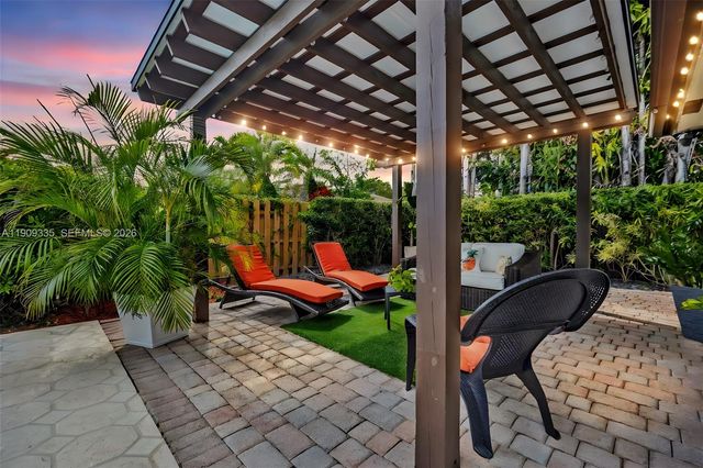 15462 SW 115th Street, Miami, FL 33196
