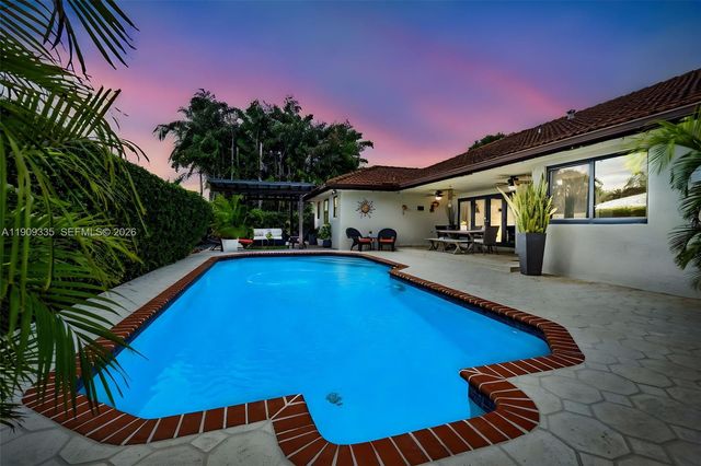 15462 SW 115th Street, Miami, FL 33196