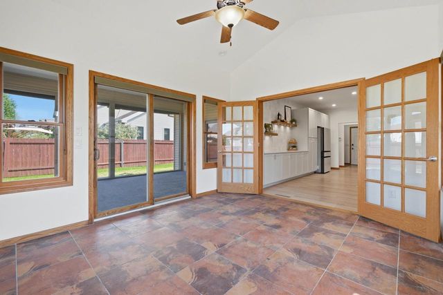363 Liberty Park Drive, Oregon, WI 53575
