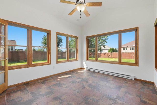 363 Liberty Park Drive, Oregon, WI 53575