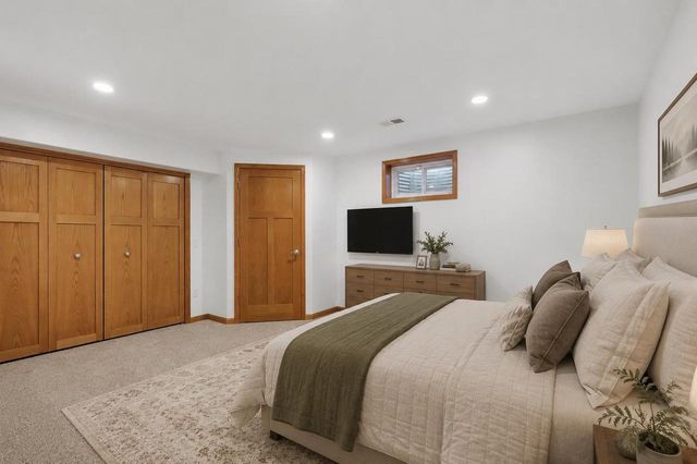 363 Liberty Park Drive, Oregon, WI 53575