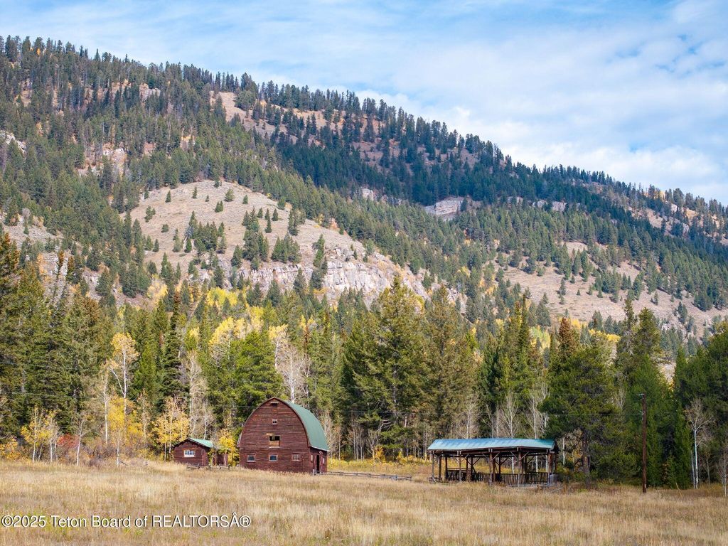 6255 W HIGHWAY 22, Wilson, WY 83014 photo 19