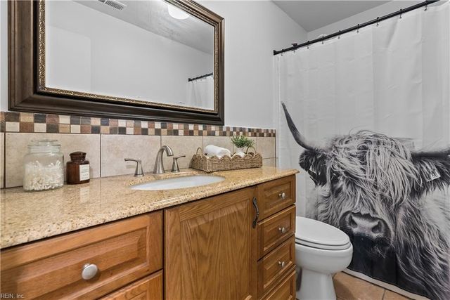1828 Hidden Valley DR, Virginia Beach, VA 23464