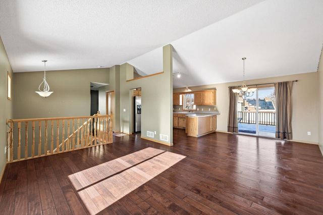 7100 91st Trail N, Brooklyn Park, MN 55445