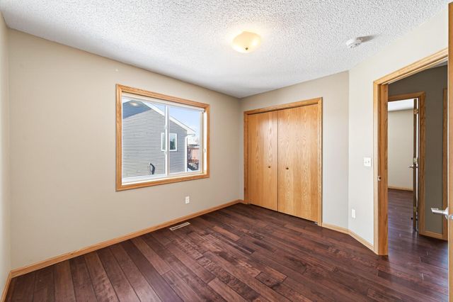 7100 91st Trail N, Brooklyn Park, MN 55445