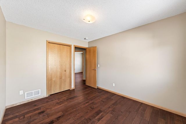 7100 91st Trail N, Brooklyn Park, MN 55445