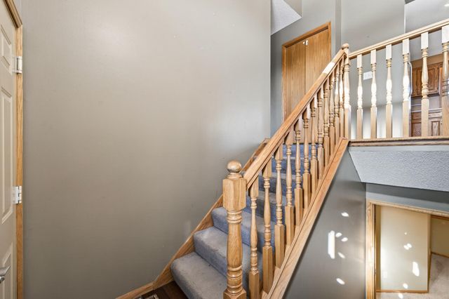 7100 91st Trail N, Brooklyn Park, MN 55445