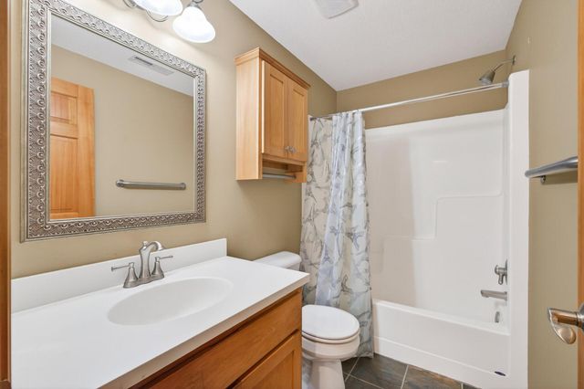 7100 91st Trail N, Brooklyn Park, MN 55445