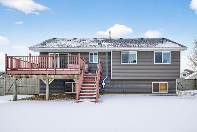 7100 91st Trail N, Brooklyn Park, MN 55445