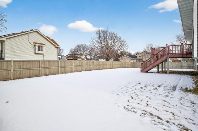 7100 91st Trail N, Brooklyn Park, MN 55445