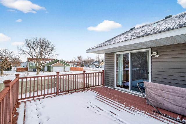 7100 91st Trail N, Brooklyn Park, MN 55445