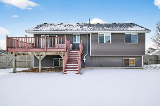 7100 91st Trail N, Brooklyn Park, MN 55445