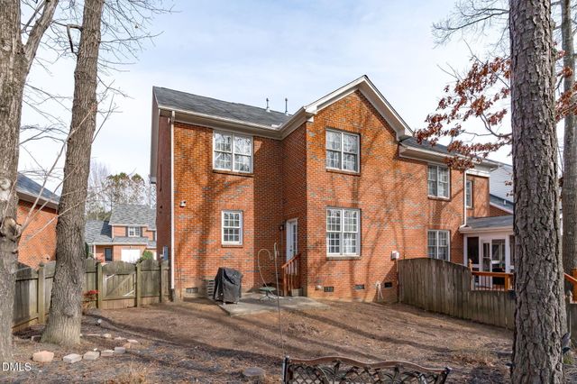 105 Tuska Hills Drive, Holly Springs, NC 27540