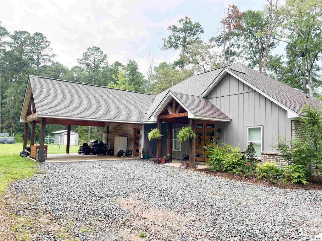 138 MANGUM LANE, Calhoun, LA 71225