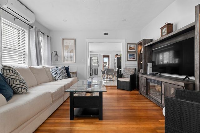 105-107 Saint Andrew Rd, Boston, MA 02128