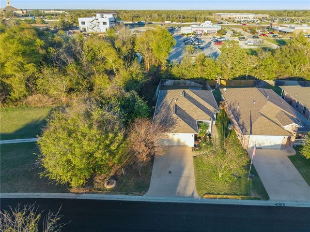 4201 WHISPERING CREEK Drive, College Station, TX 77845