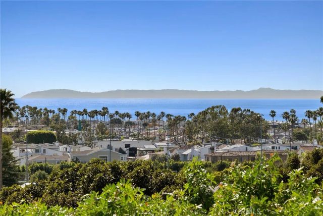 3001 Harbor View, Corona Del Mar, CA 92625