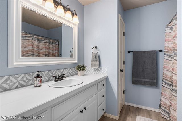 1363 Red Oak Drive, Alma, AR 72921