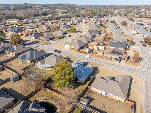 1363 Red Oak Drive, Alma, AR 72921