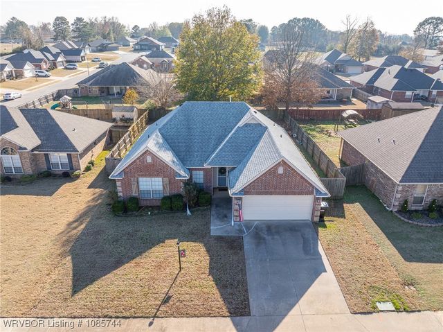 1363 Red Oak Drive, Alma, AR 72921