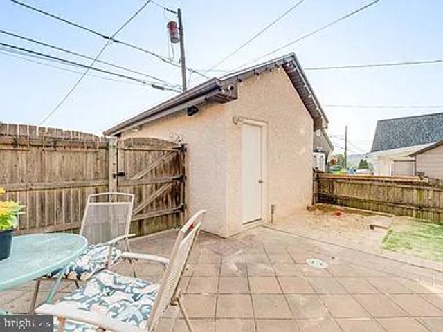 326 E 11TH AVE, Conshohocken, PA 19428