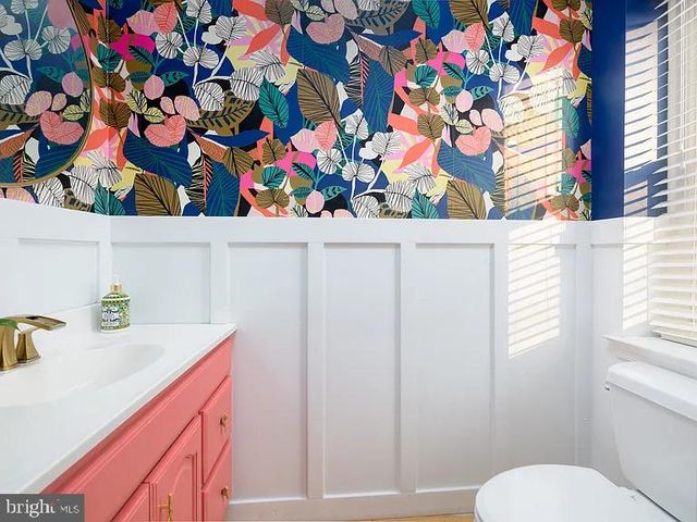 326 E 11TH AVE, Conshohocken, PA 19428