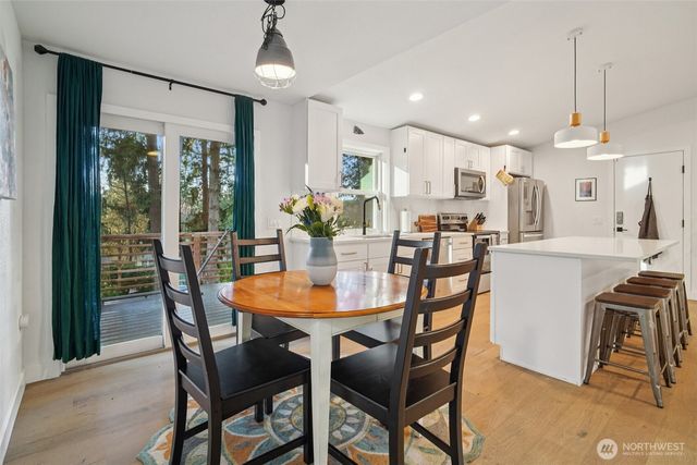 14630 57th Place W, Edmonds, WA 98026