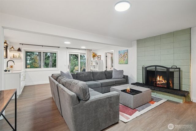 14630 57th Place W, Edmonds, WA 98026