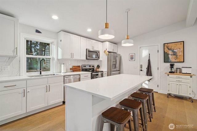 14630 57th Place W, Edmonds, WA 98026