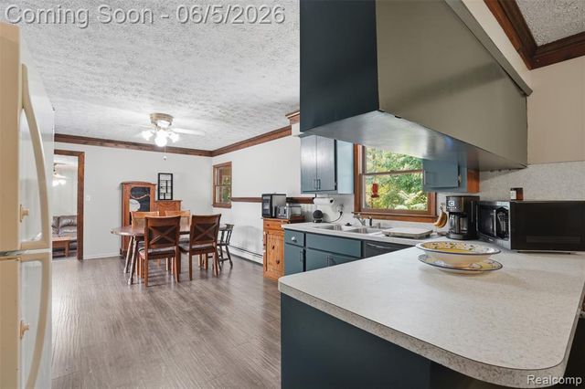 21001 Negaunee Street, Southfield, MI 48033