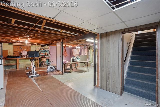 21001 Negaunee Street, Southfield, MI 48033