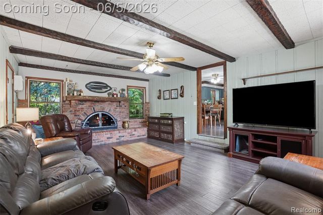 21001 Negaunee Street, Southfield, MI 48033
