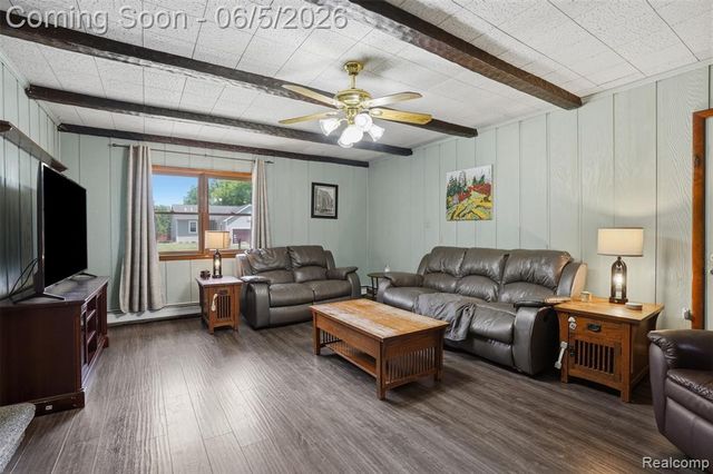 21001 Negaunee Street, Southfield, MI 48033