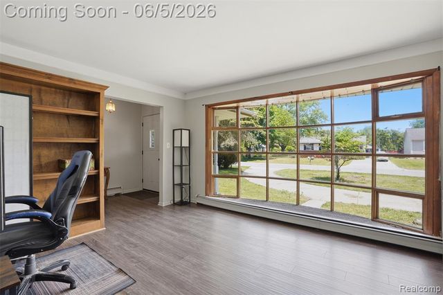 21001 Negaunee Street, Southfield, MI 48033