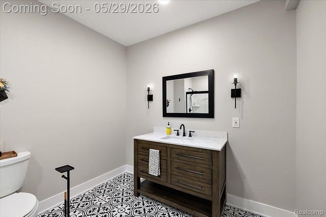 7659 Crimson Court, Shelby Charter Township, MI 48316