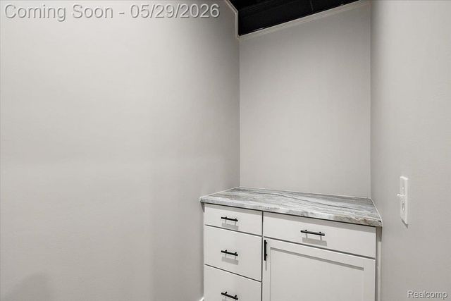 7659 Crimson Court, Shelby Charter Township, MI 48316