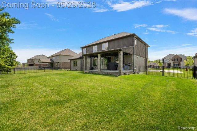 7659 Crimson Court, Shelby Charter Township, MI 48316