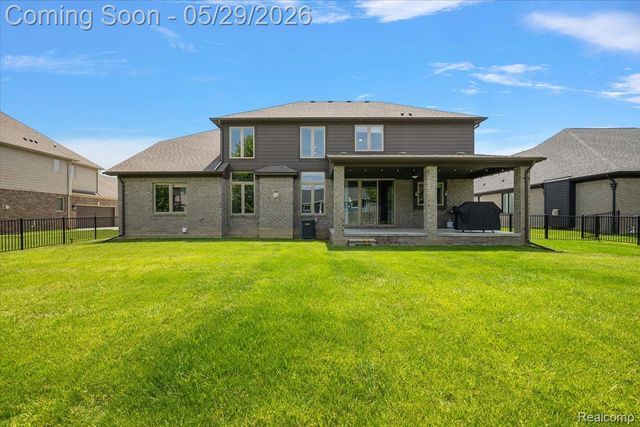 7659 Crimson Court, Shelby Charter Township, MI 48316
