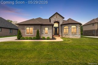 7659 Crimson Court, Shelby Charter Township, MI 48316